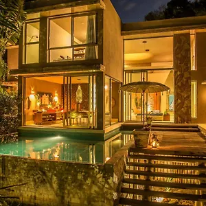 https://mercatto-casa-hotel.hotelsportoseguro.com